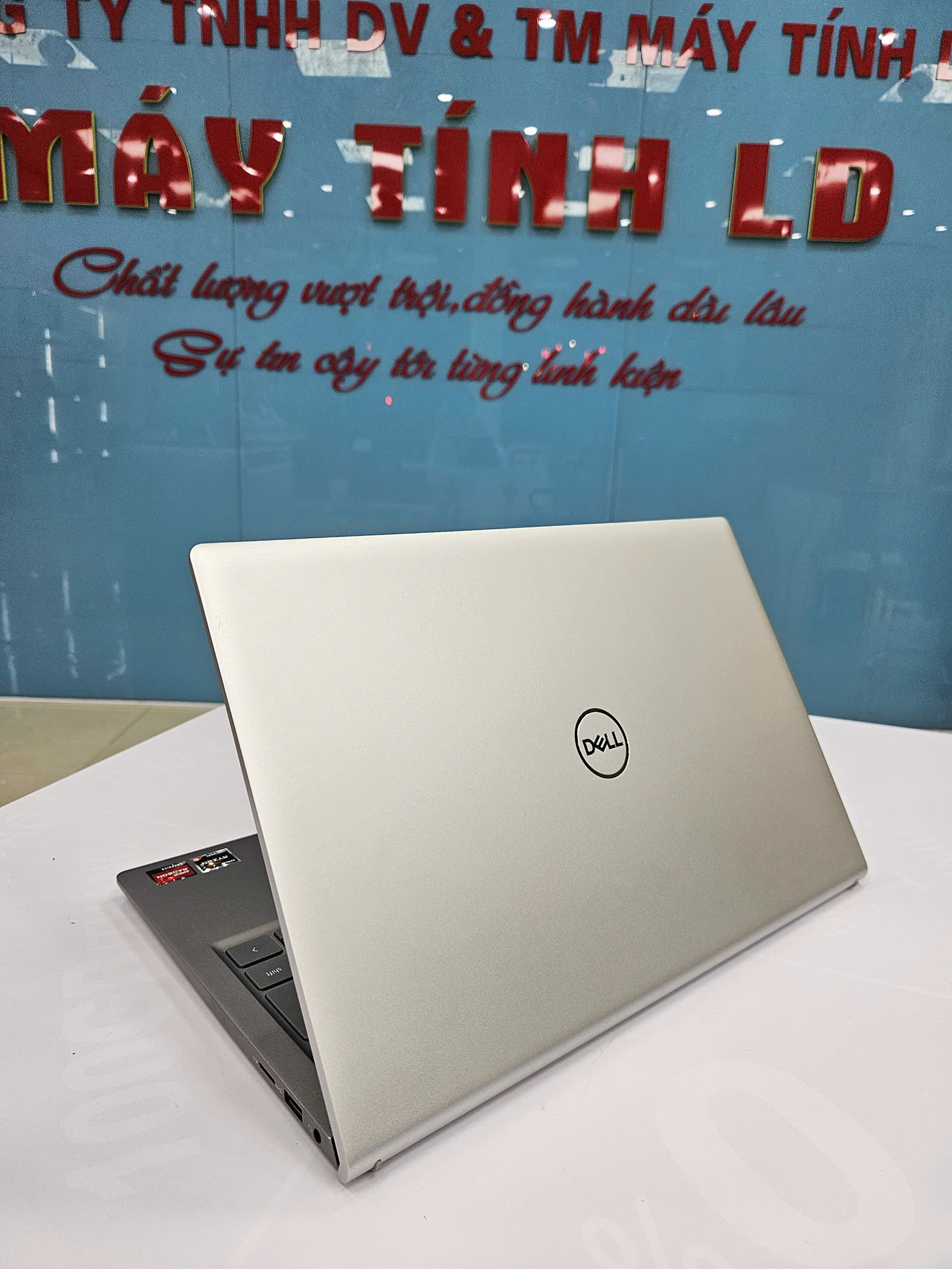 Dell Inspiron 14 5425 | AMD Ryzen R5-5625U | R7-5825U